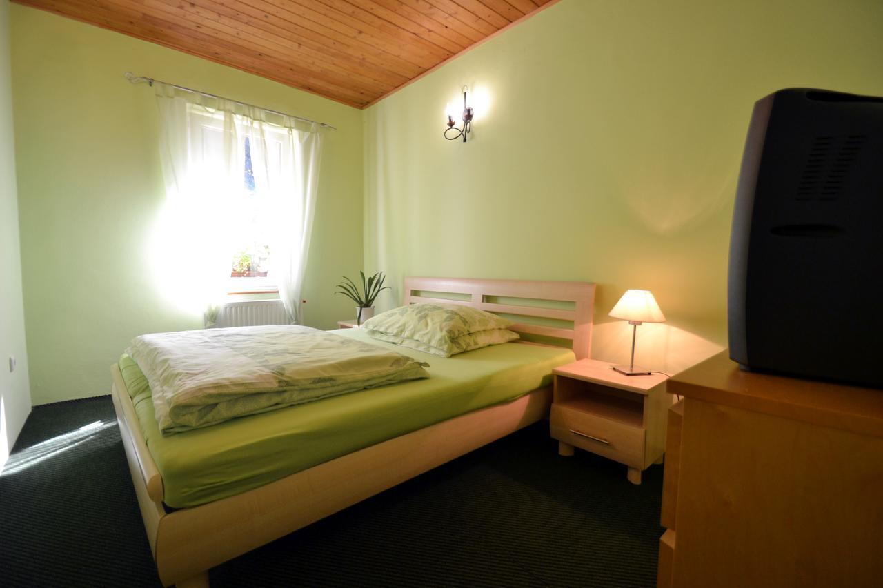 Hotel Studenec Rožmberk nad Vltavou Buitenkant foto