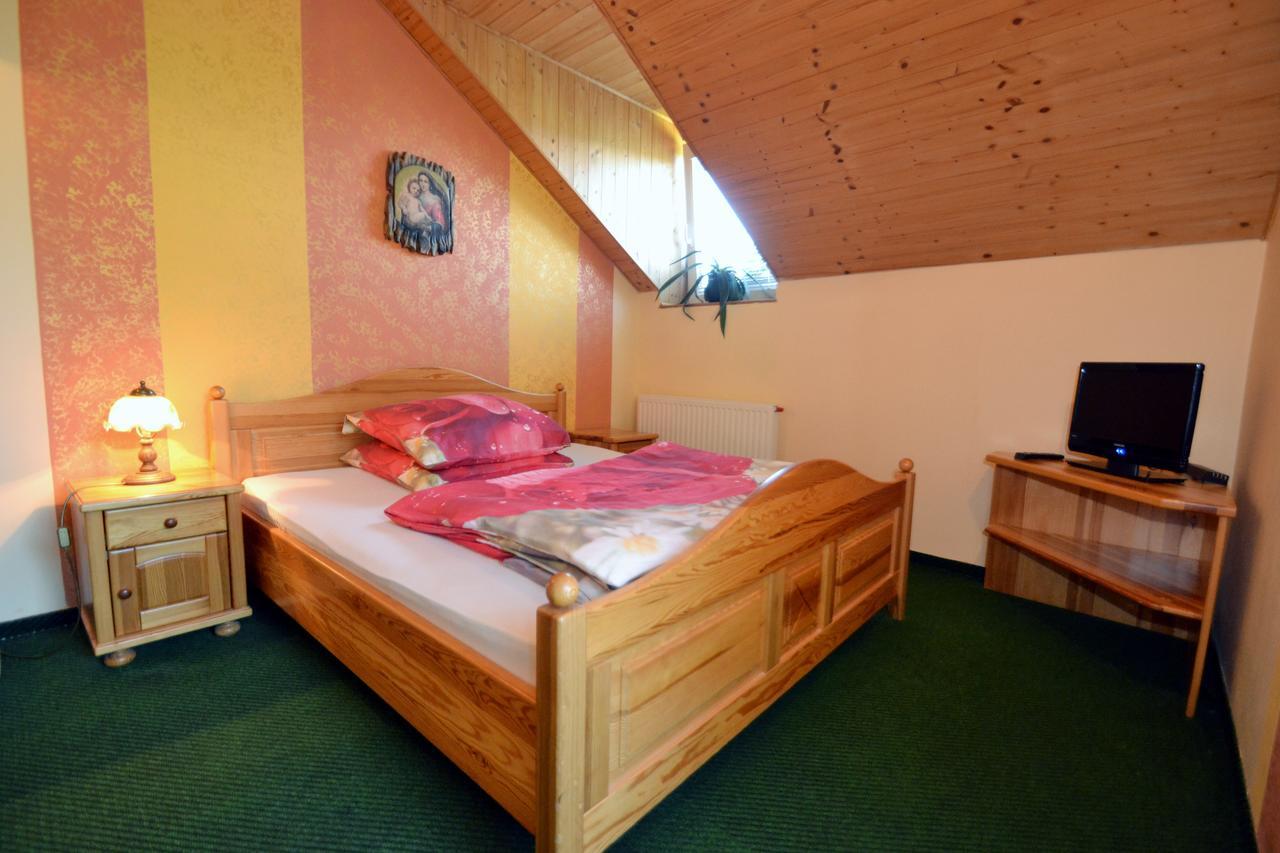 Hotel Studenec Rožmberk nad Vltavou Buitenkant foto