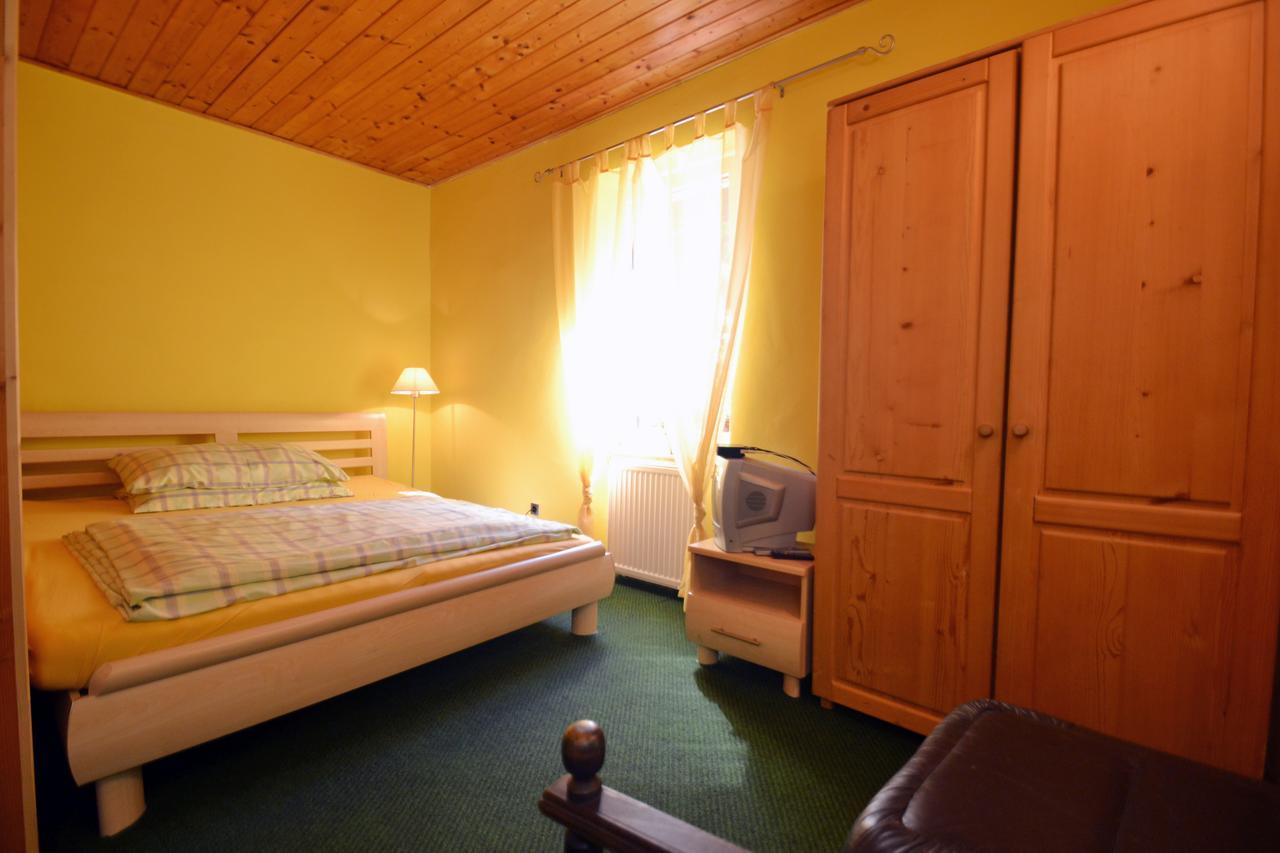 Hotel Studenec Rožmberk nad Vltavou Buitenkant foto